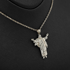 10k Yellow Gold Standing Jesus Pendant 3.1g Religious Charm For Unisex Adults