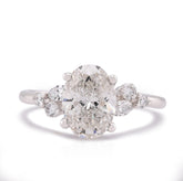 14k White Gold 2.25CTW Oval Solitaire Centre Marquise/Round Side Lab Diamond Women Ring 2.7gm