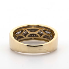 MEN'S THREE ROW ROUND DIAMOND BAND - 10KT YELLOW GOLD & 0.50 CTW