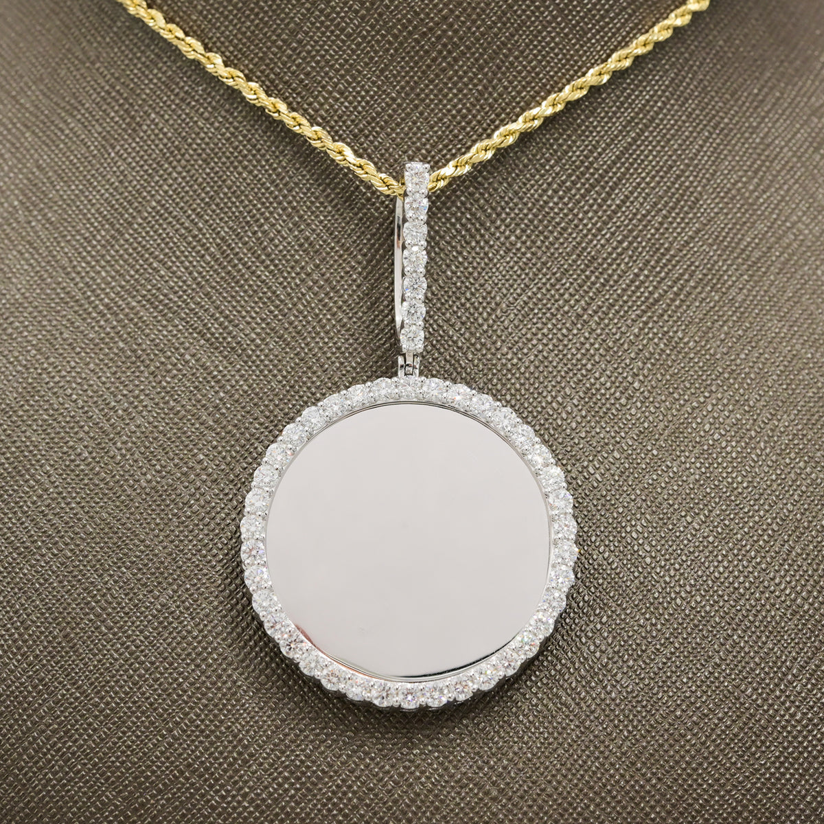 37MM 925 Silver 3.35CTW Lab Grown Diamond 11.3g Picture Charm Big Pointer