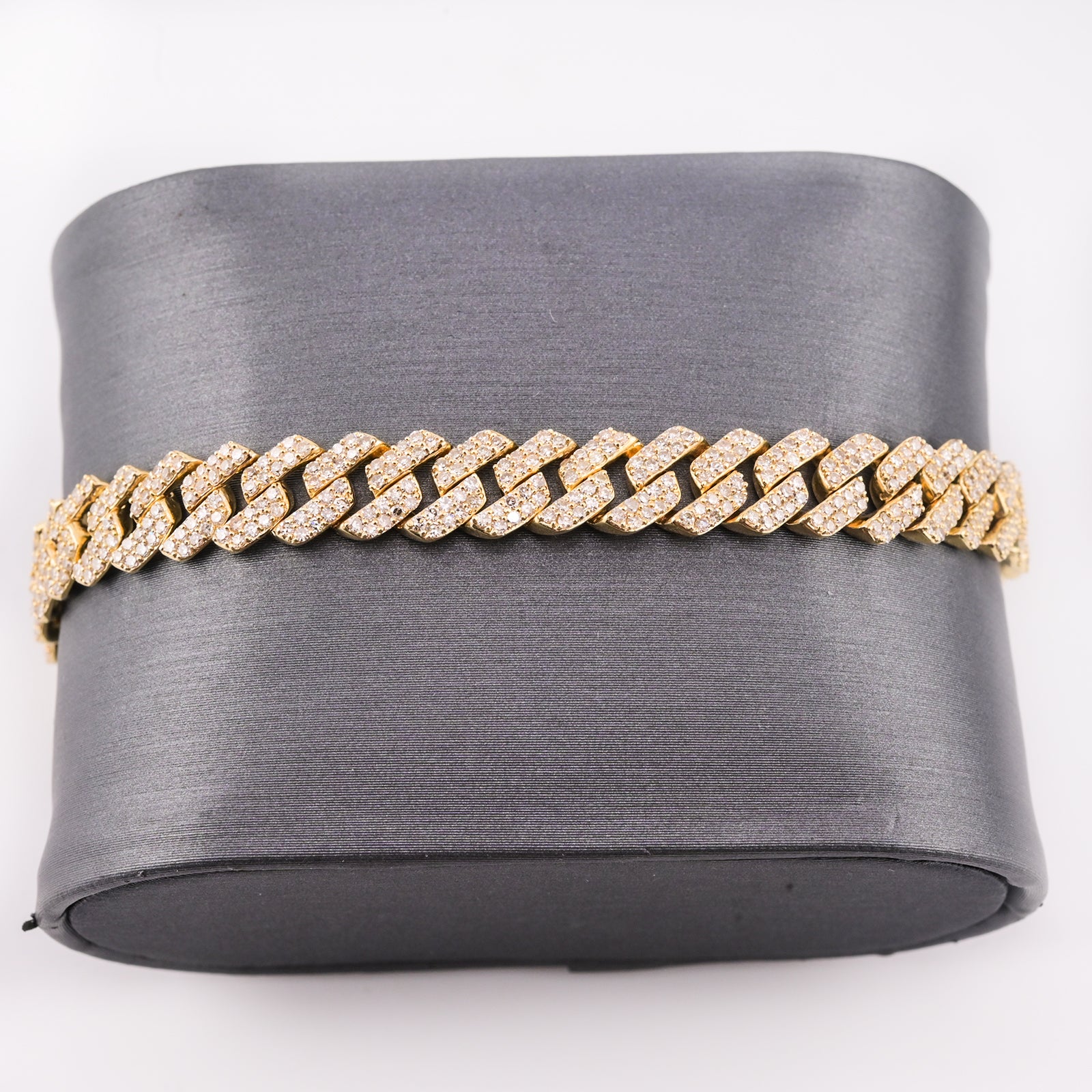 8MM 17.4g 10k Yellow Gold 4.64CTW Natural Diamond Cuban Bracelet 8.25 Inch