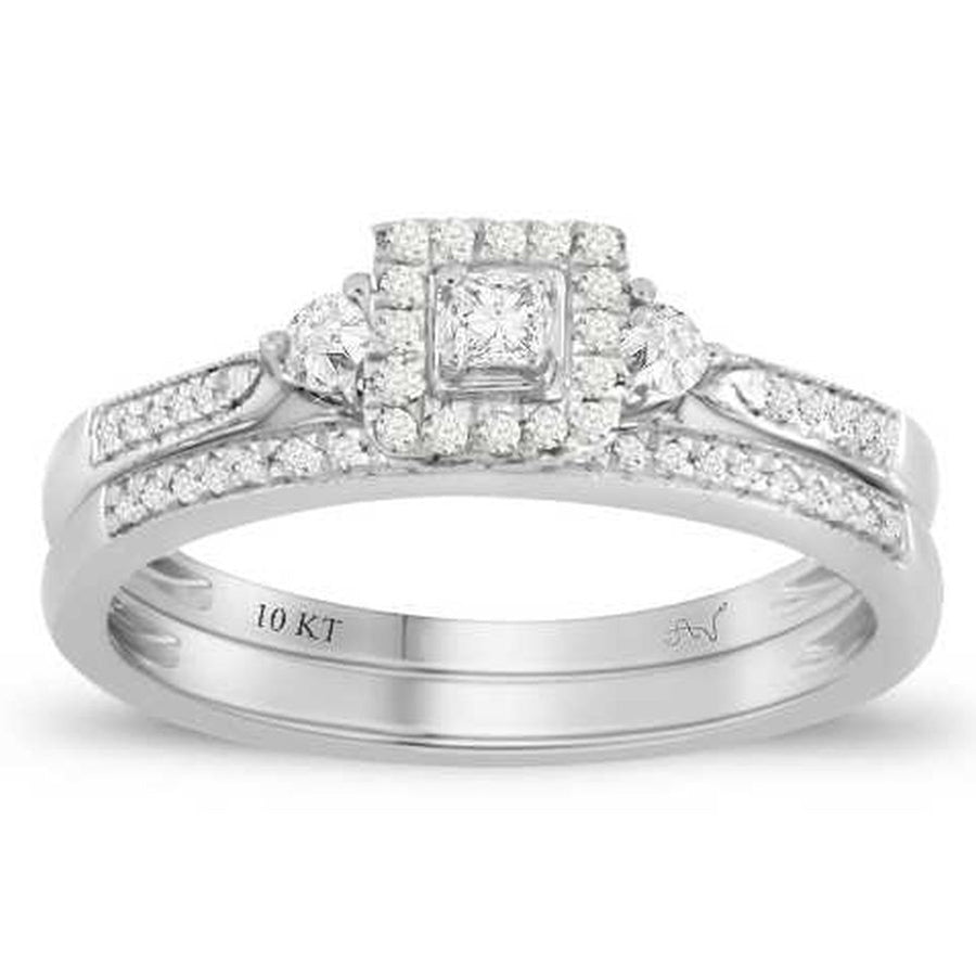 LADIES RING 0.25CT ROUND/PRINCESS DIAMOND 10K WHITE GOLD