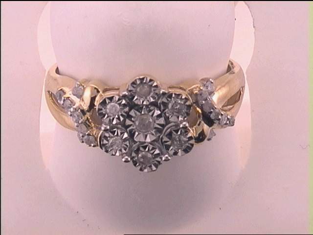 1/4CT-DIA FLOWER RING