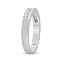 14kt White Gold Womens Princess Channel-set Diamond Single Row Wedding Band 1/2 Cttw