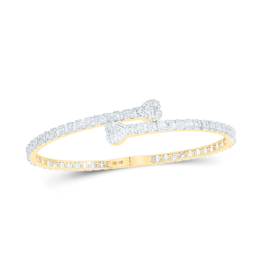 2 5/8CTW-DIA CN (15.90MM) HEART CUFF BANGLE