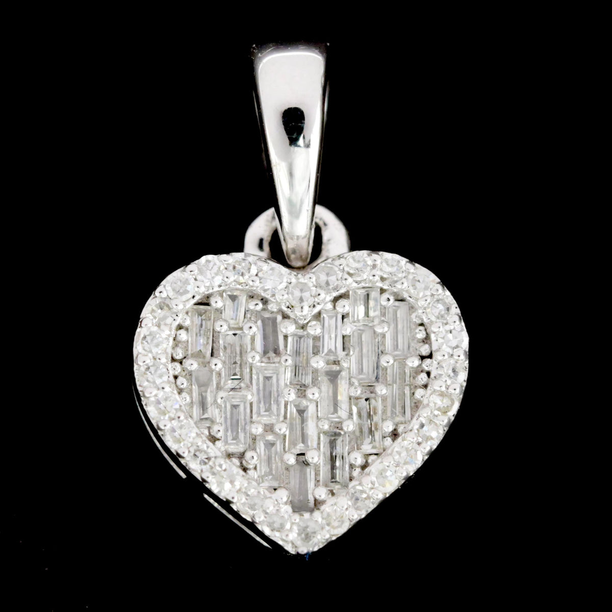 Pure 10k White Gold 0.25 CTW Natural Diamond Baguette Heart Pendant 1.4g Charm