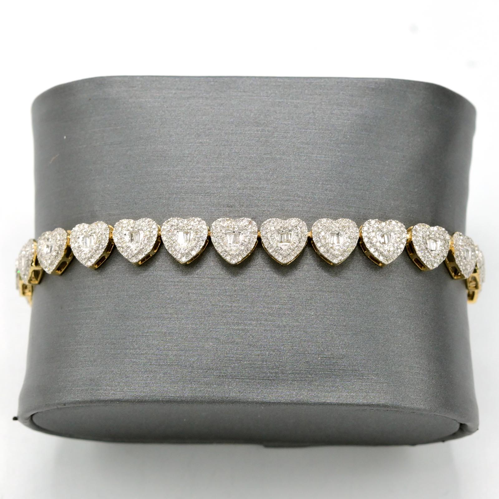 Ladies 2.3CT Natural Heart Diamond Bracelet 10k Yellow Gold 10.7grams - 7 Inches