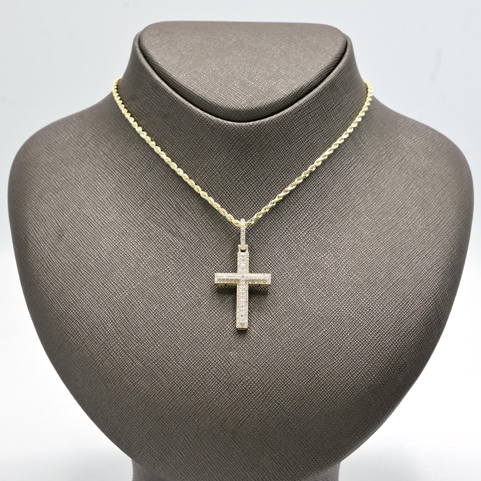 10k Yellow Gold 0.9CTW 2 Layer Round Cut Diamond Cross Pendant 3.6g Mens Charm