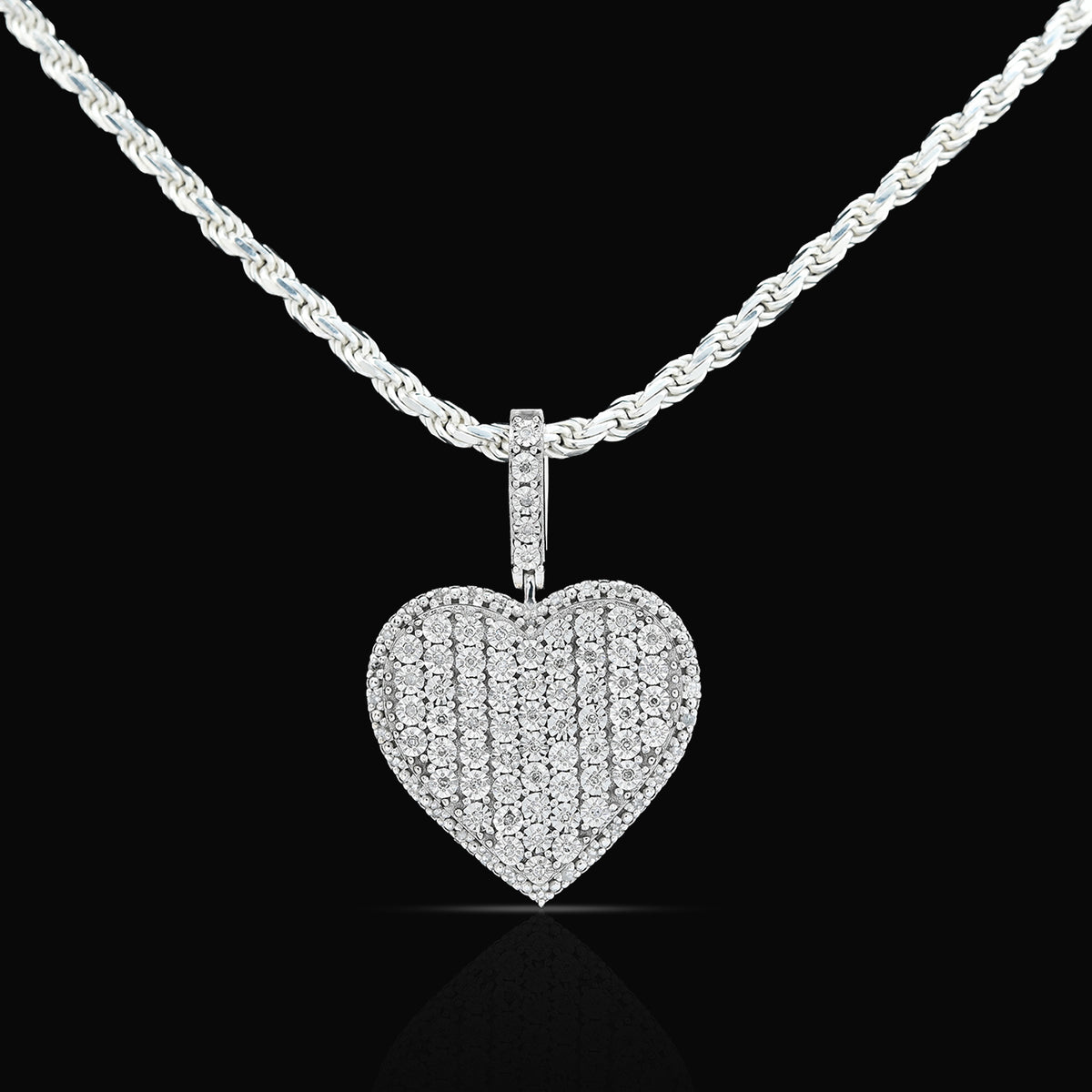 Sterling Silver 0.35 CTW Natural Diamond Heart Shaped Pendant 7.3g Womens Charm