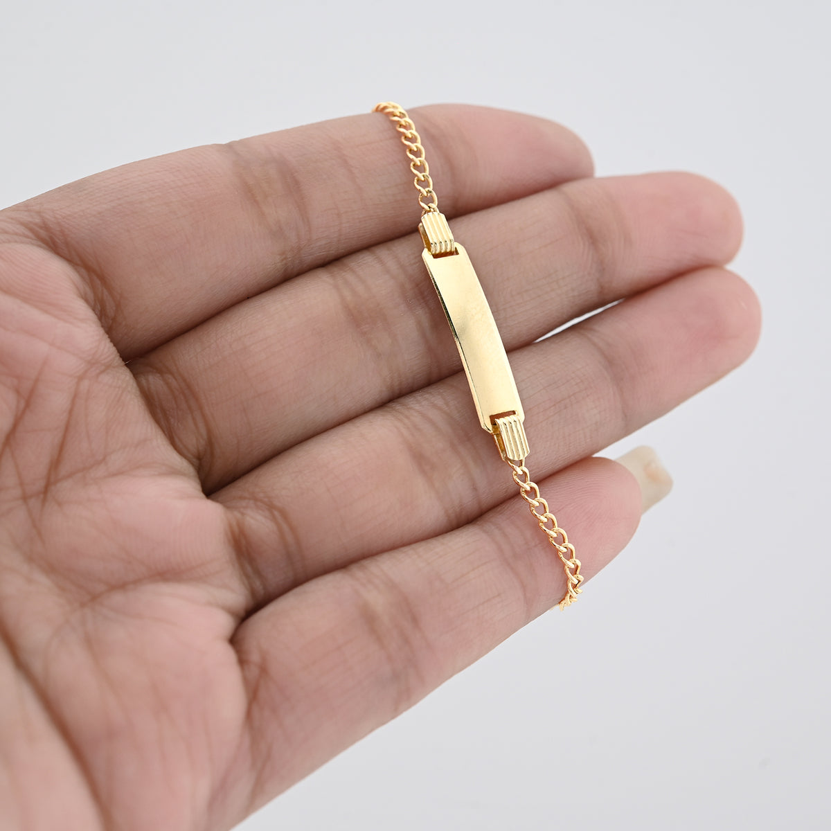 5MM 10k Yellow Gold 1.5gms Cuban Baby Bracelet 5.5 Inches Engravable ID Armlet