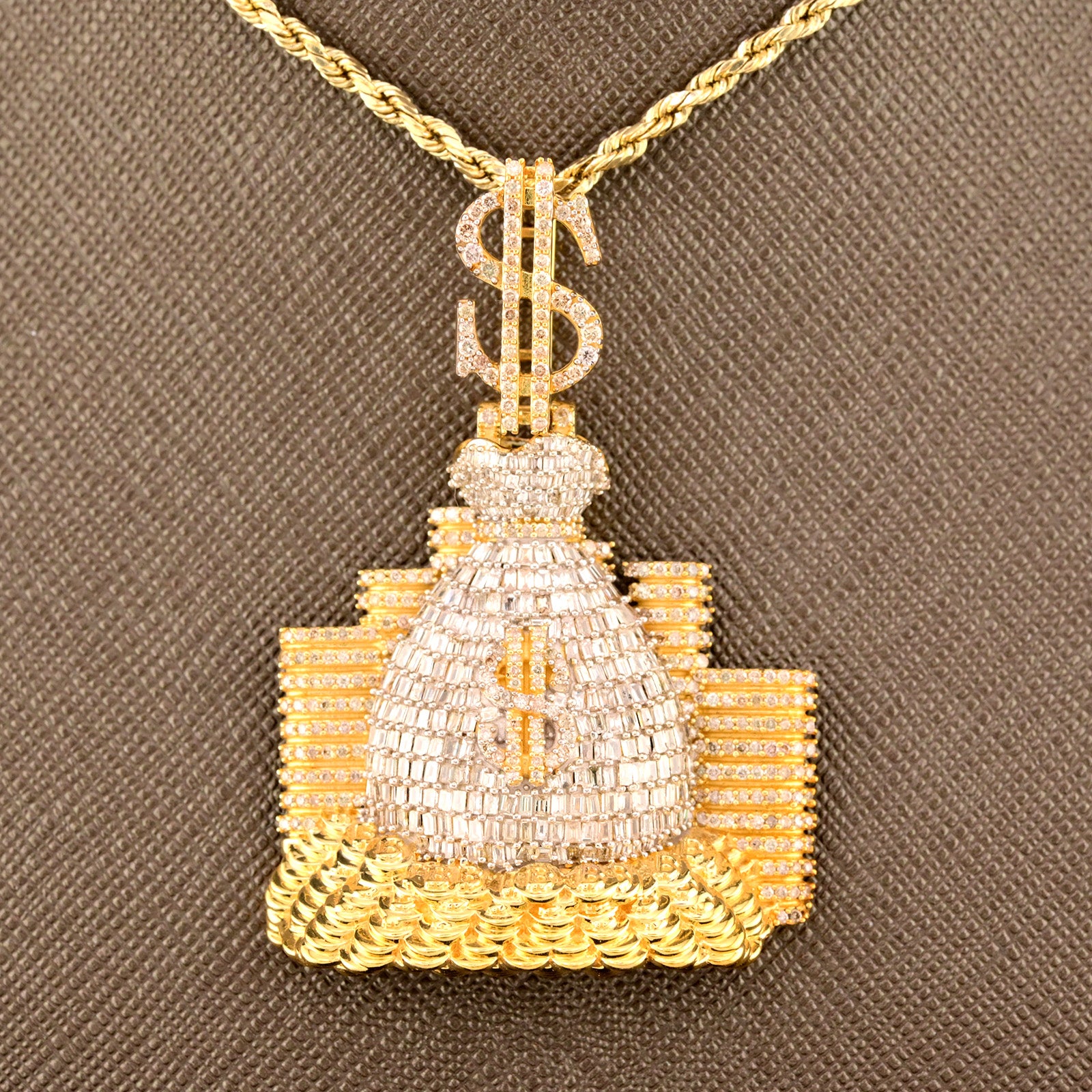 35MM 10k Yellow Gold 4.5CTW Natural Round/Baguette Diamond 20g Money Bag Charm