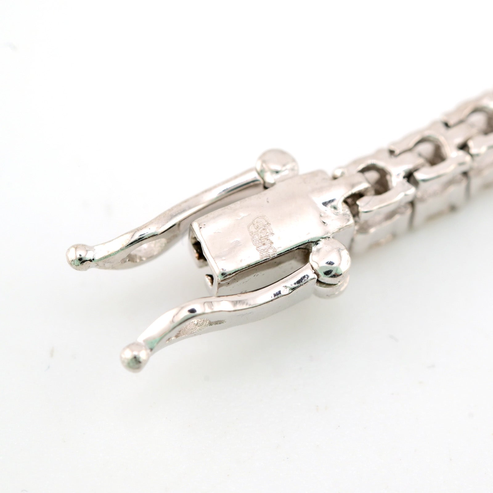 3MM 10k White Gold 7 Inch 5.5CTW Natural Diamond Tennis Bracelet 11.2gms