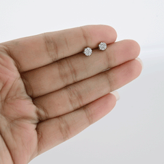 10k White Gold 0.11 CTW Natural Diamond Flower Stud Men Women Earrings 1g