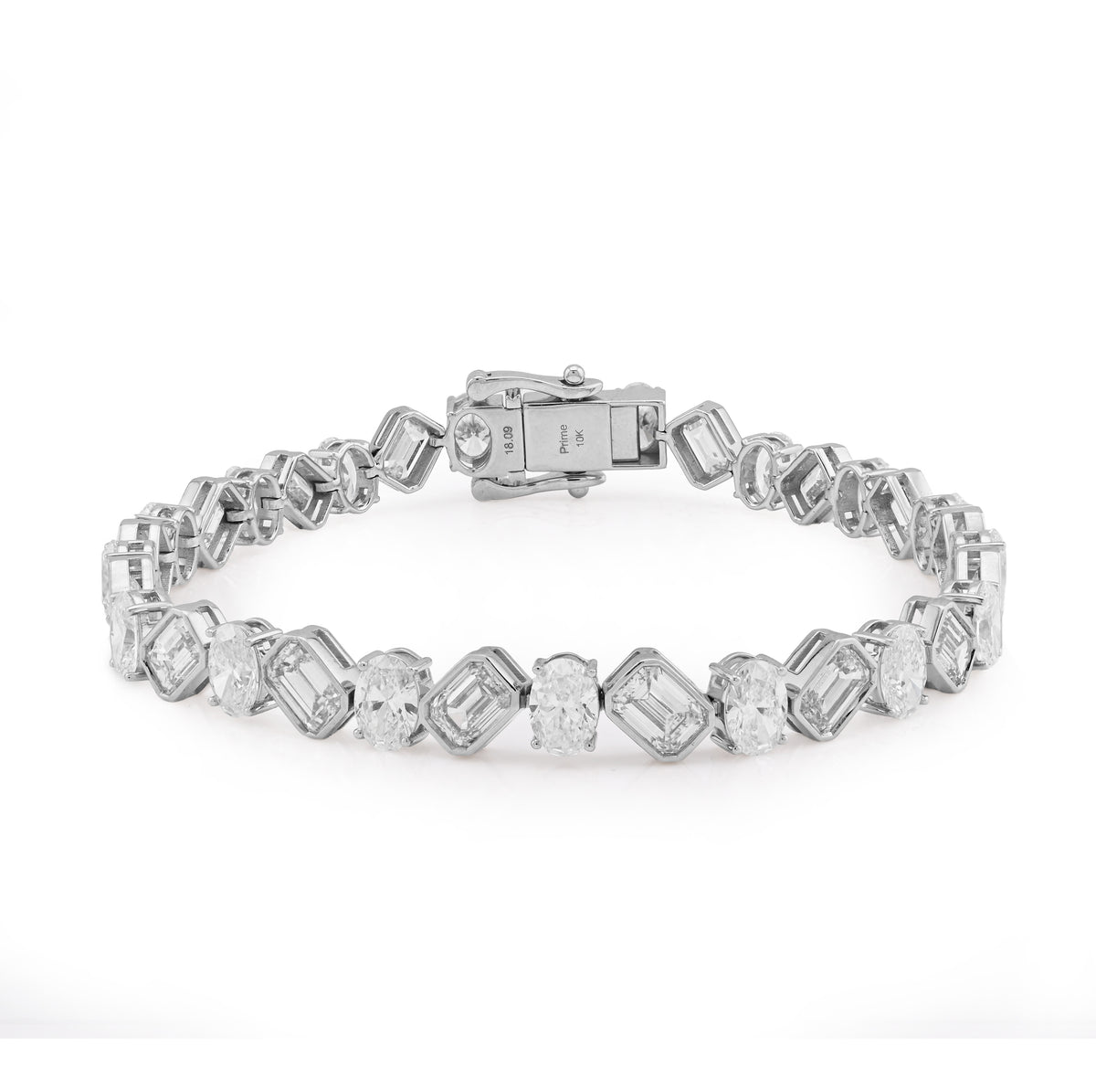 7MM 10k White Gold 18.09 CTW Lab Diamond Emerald/Oval Solitare Bracelet 18.1gms