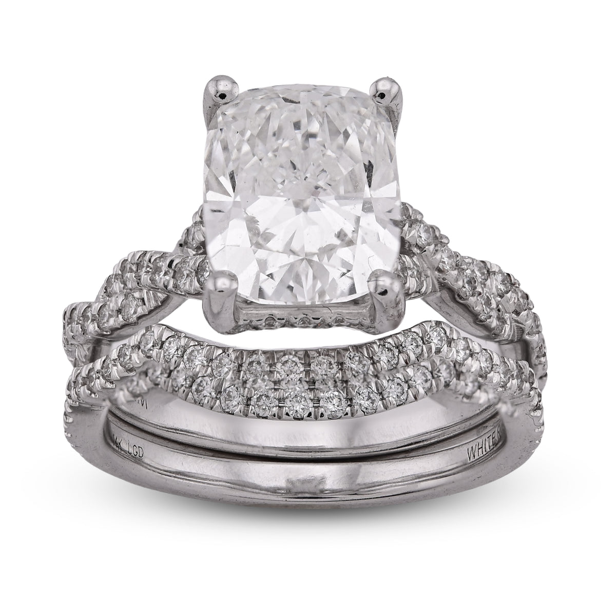 14k White Gold 4.5CTW Radiant Centre Twisted Link Side Lab Diamond Women Ring With Band 7.7gm