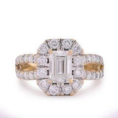 10k Yellow Gold 2.5CTW Centre Emerald Round Lab Diamond Halo Women Ring 3.9gm