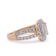 10k Yellow Gold 2.5CTW Centre Emerald Round Lab Diamond Halo Women Ring 3.9gm