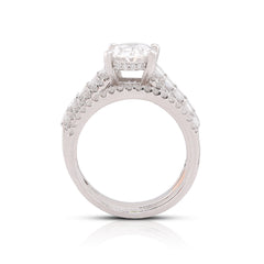 14k White Gold 3.10CTW Oval Centre Solitaire Baguette/Round Lab Diamond Women Rings 7.5gm