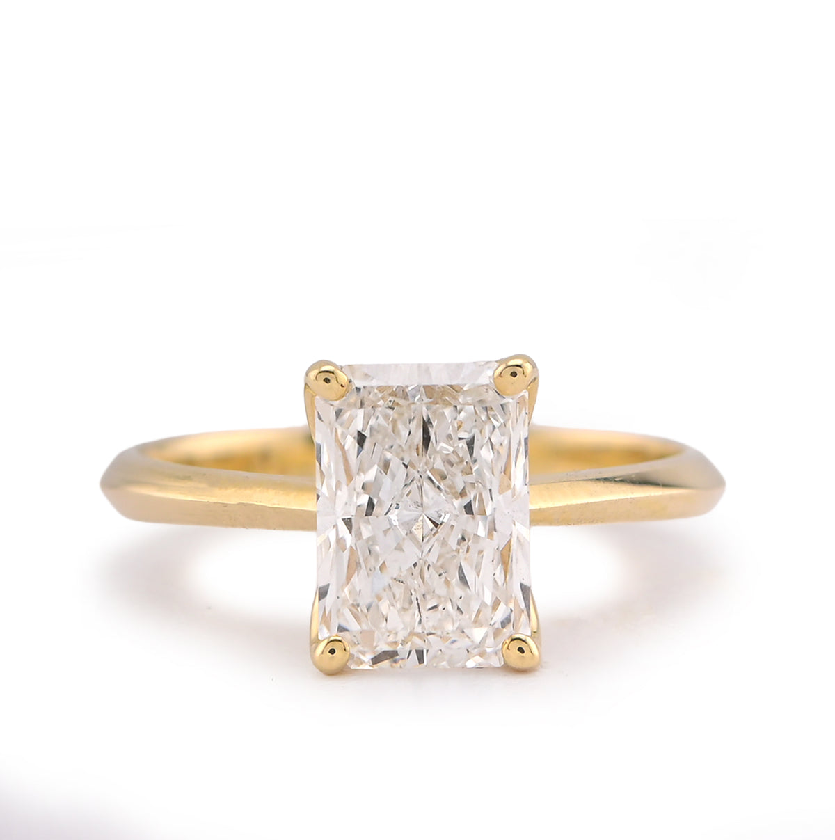 14k Yellow Gold 2CTW Centre Radiant Solitaire Lab Diamond Women Ring 2.9gm