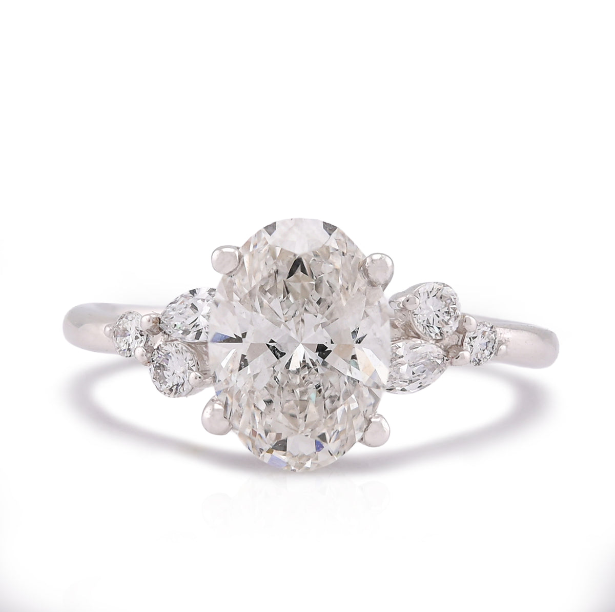 14k White Gold 2.25CTW Oval Solitaire Centre Marquise/Round Side Lab Diamond Women Ring 2.7gm