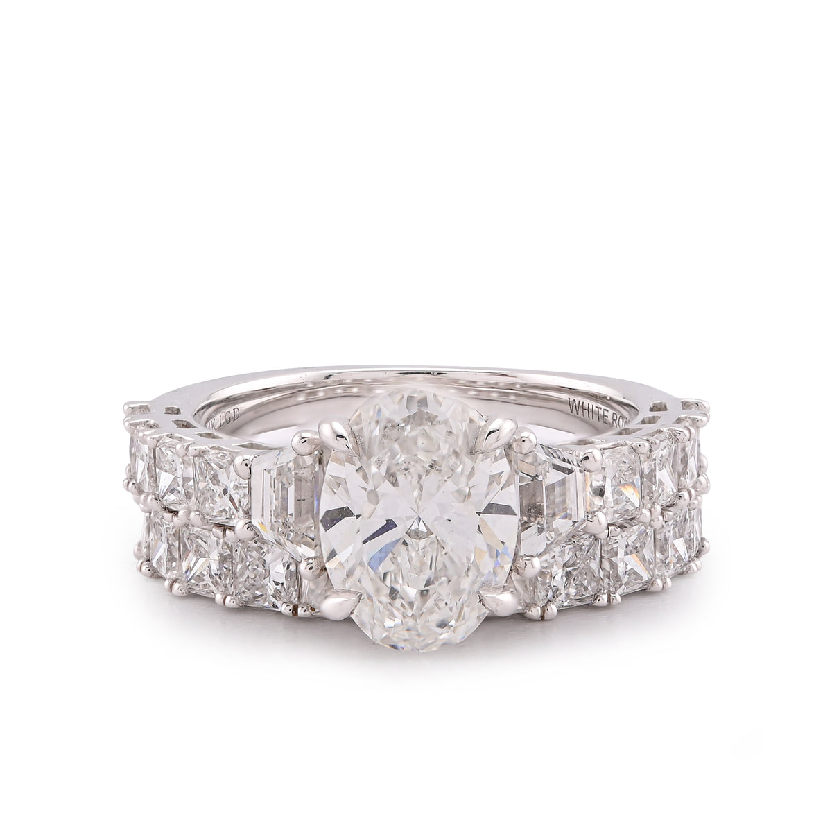 14k White Gold 5.36CTW Radiant Side Oval Solitaire Centre Lab Diamond Women Ring with Band 7.1gm