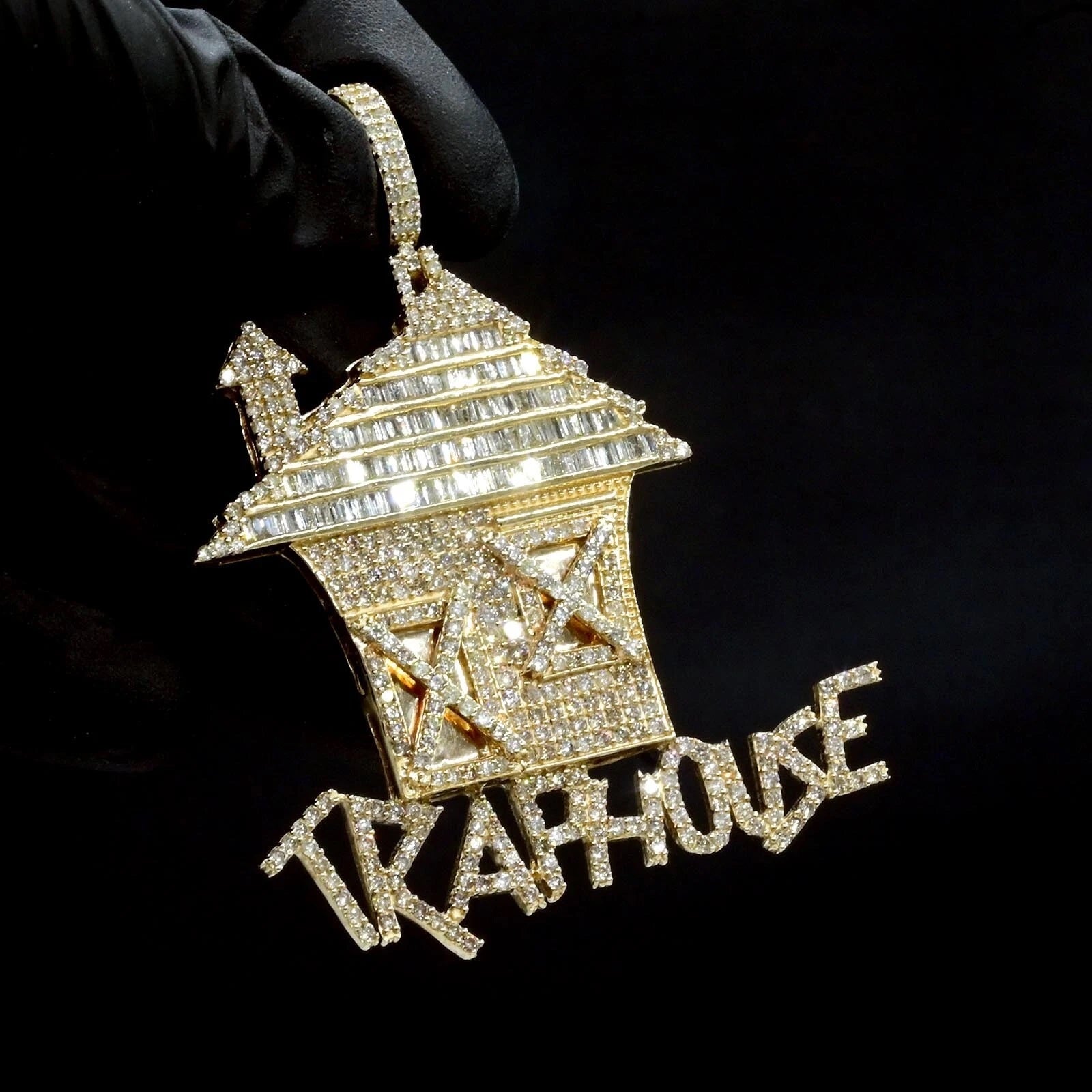 10k Yellow Gold 4.5 CTW Round/Baguette Diamond Trap House Pendant 20.4g Charm